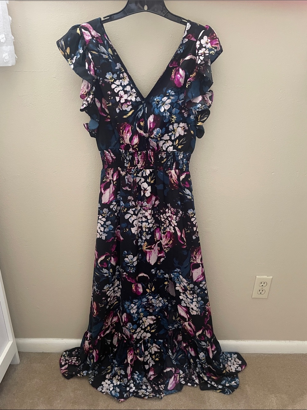 EXPRESS Floral Maxi Dress with Slit